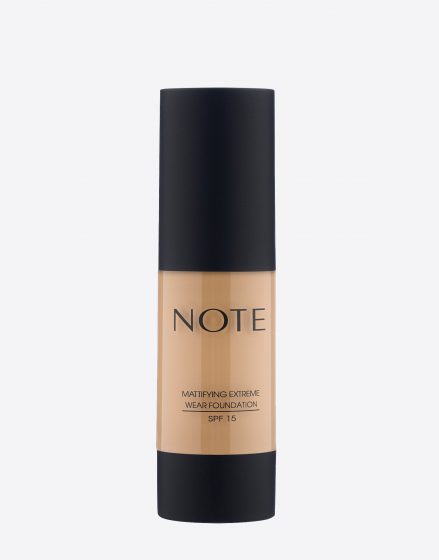 Mattifying-Extreme-Wear-Foundation-03-medium-beige-mattifying-extreme-wear-foundation